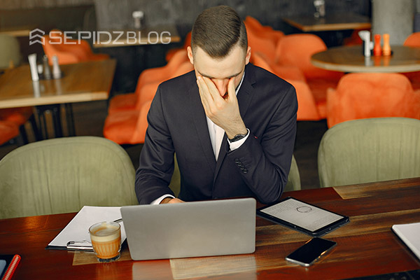 Dashboard of restaurant management software for monitoring sales and orders